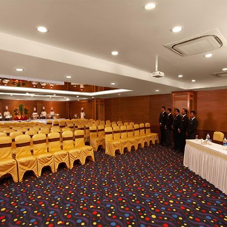 Sivaraj Inn Salem Buitenkant foto