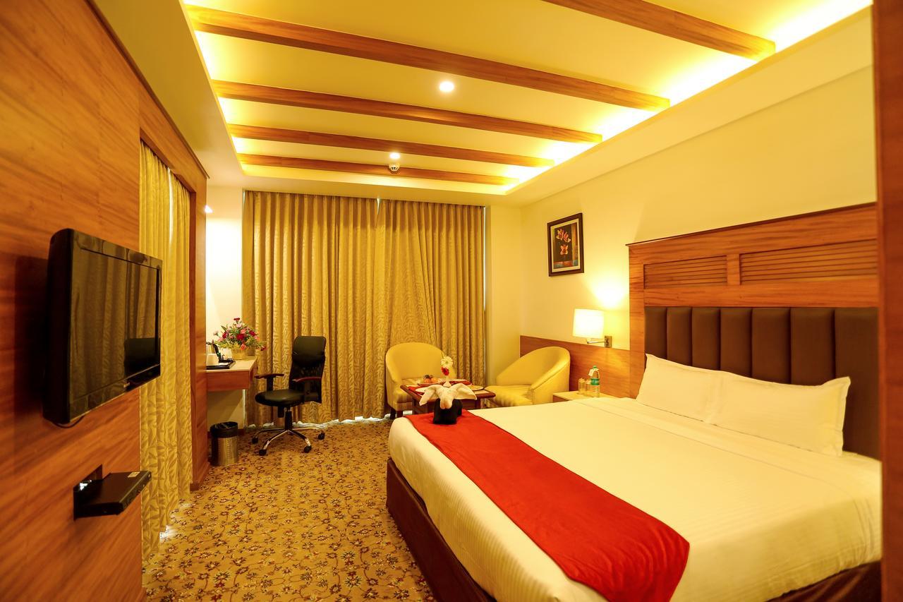 Sivaraj Inn Salem Buitenkant foto